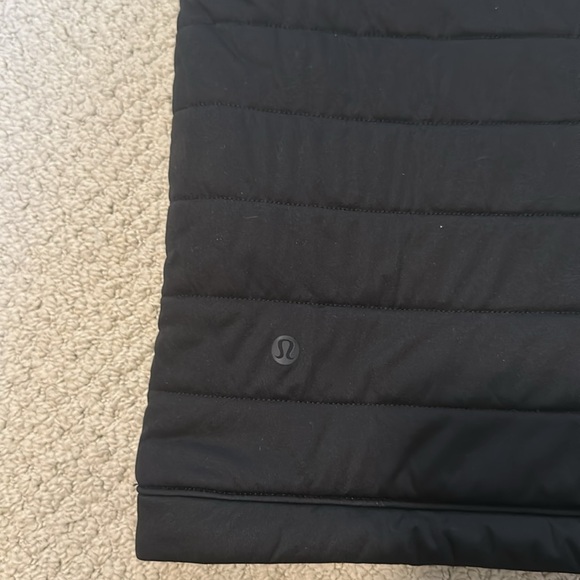 Lululemon - Women’s Dynamic Movement Half Zip, size 4 - Picture 6 of 7